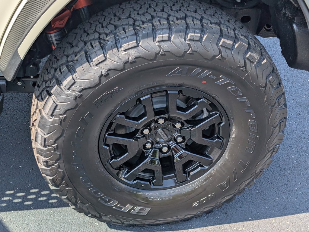 New 2026 Ford Bronco Raptor AWD/4WD image 33