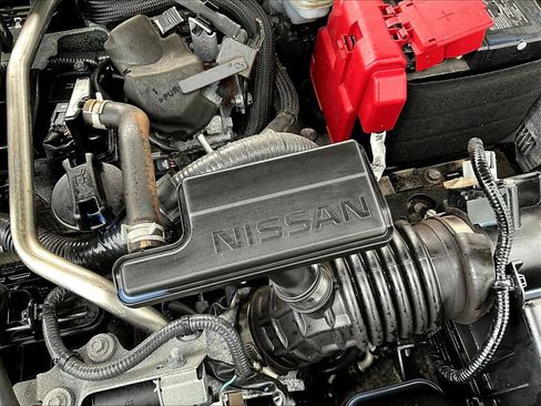 Used 2023 Nissan Sentra SV FWD image 32