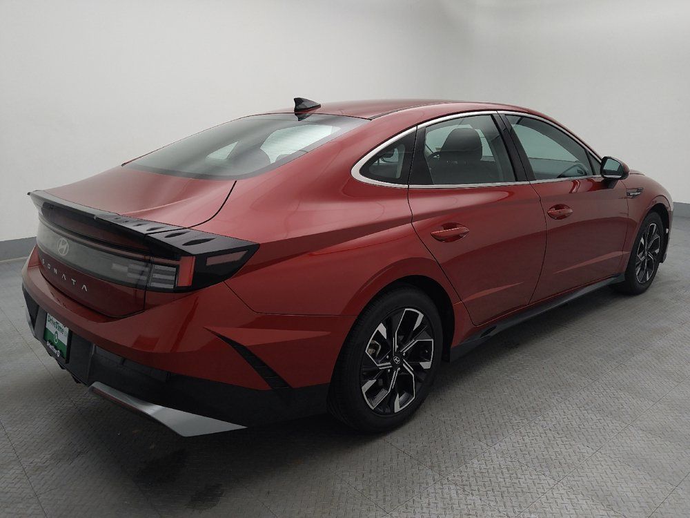 Used 2024 Hyundai Sonata SEL FWD image 9