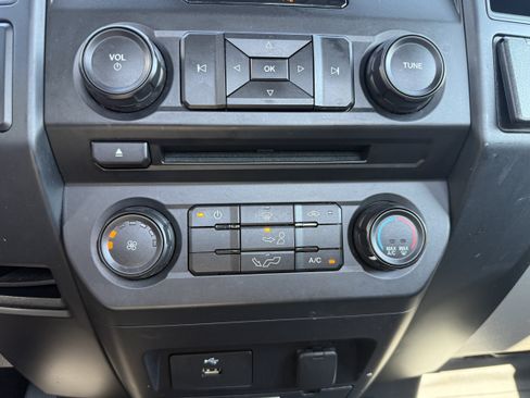 Used 2018 Ford F150 XL w/ Equipment Group 101A Mid AWD/4WD image 19