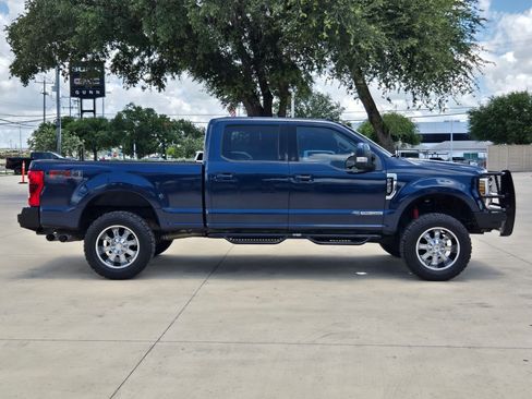 Used 2019 Ford F250 Lariat w/ Lariat Ultimate Package AWD/4WD image 8