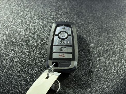 Used 2024 Ford Expedition Max XLT AWD/4WD image 36