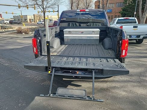 Used 2018 Ford F150 Lariat w/ Equipment Group 502A Luxury image 10