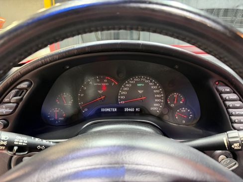 Used 1999 Chevrolet Corvette Convertible w/ Memory Pkg RWD image 66