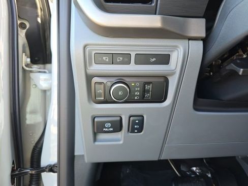 New 2024 Ford F150 XLT w/ Equipment Group 303A High image 23