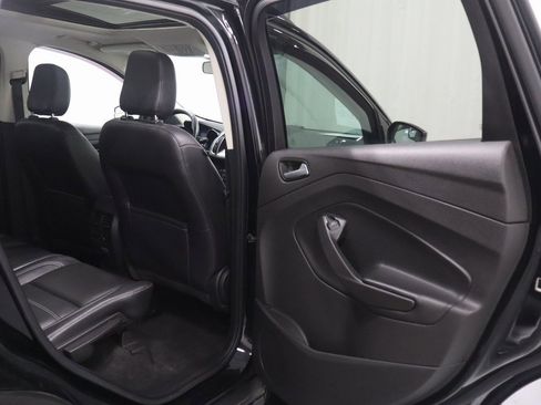 Used 2018 Ford Escape SEL image 16