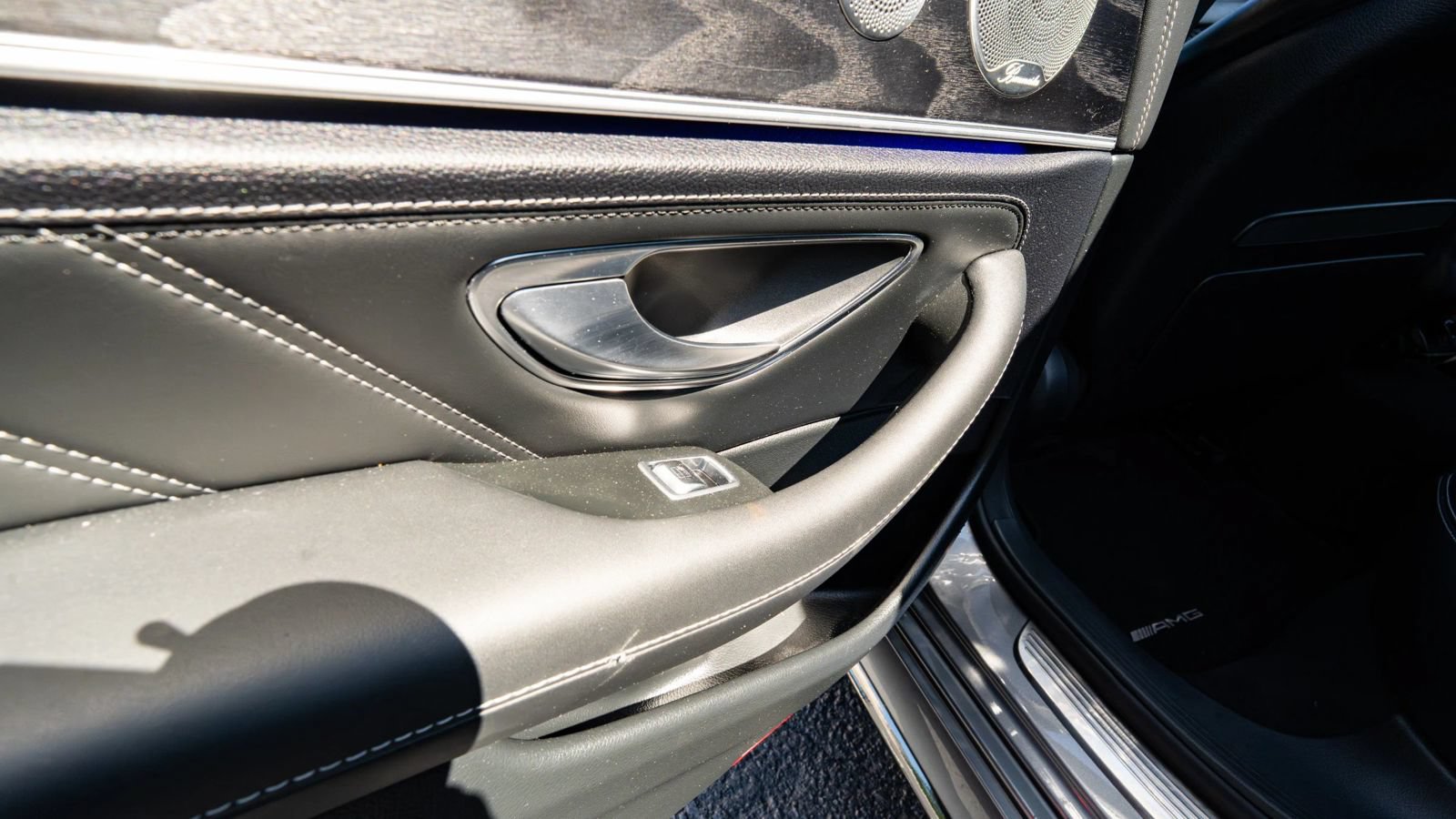 Used 2018 Mercedes-Benz E 63 AMG S image 30