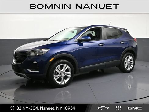 Certified 2023 Buick Encore GX Preferred w/ Cold Weather Comfort Package AWD/4WD image 1