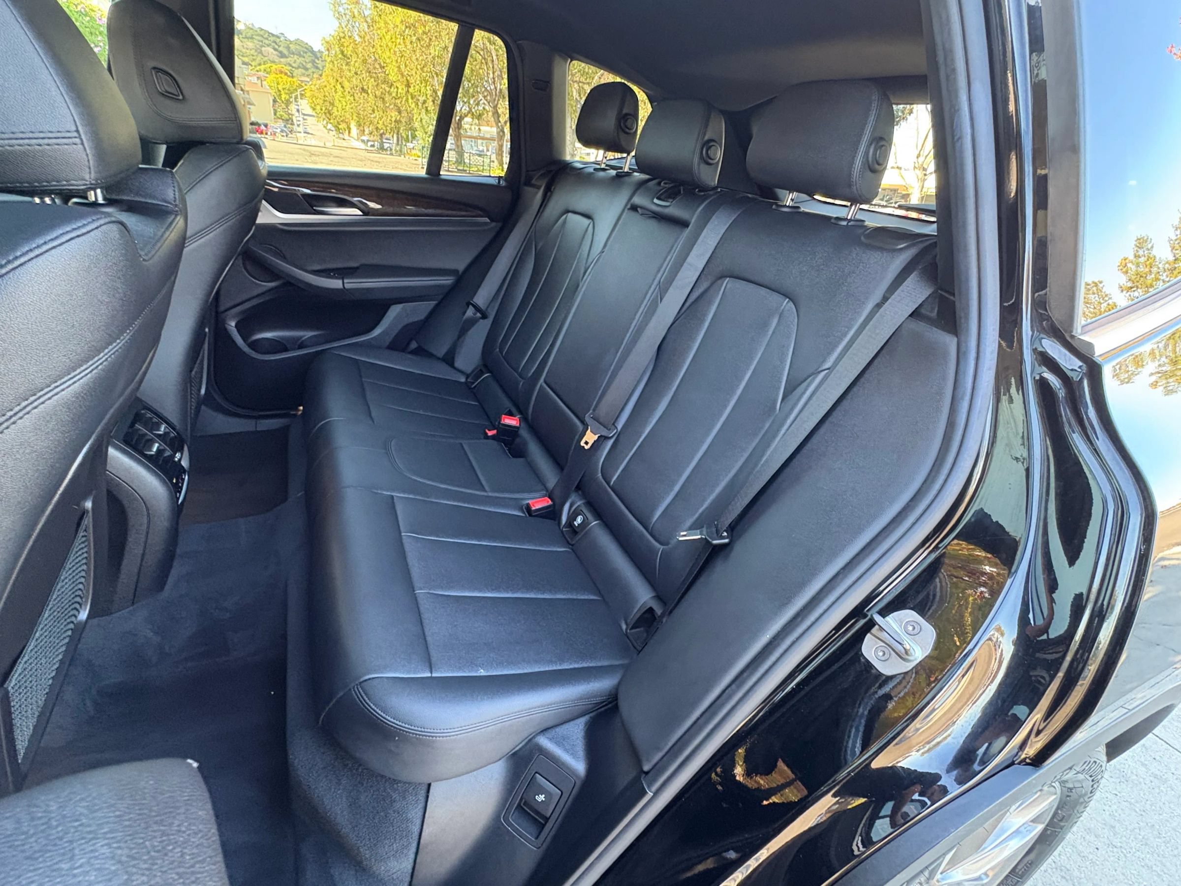Used 2019 BMW X3 xDrive30i w/ Driving Assistance Package AWD/4WD image 13