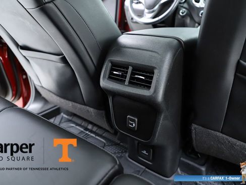 Used 2020 Chevrolet Equinox LT w/ Sport Edition image 39