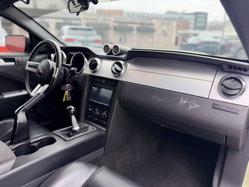 Used 2005 Ford Mustang GT image 16