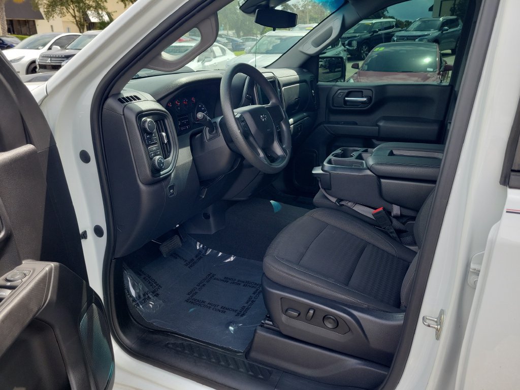 Used 2022 Chevrolet Silverado 1500 Custom Trail Boss AWD/4WD image 11