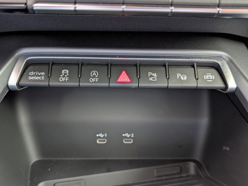 Certified 2025 Audi A3 2.0T Premium Plus w/ Premium Plus Package AWD/4WD image 24