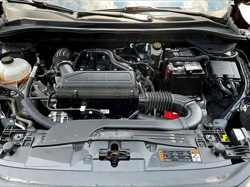 Certified 2025 Ford Escape ST-Line FWD image 31