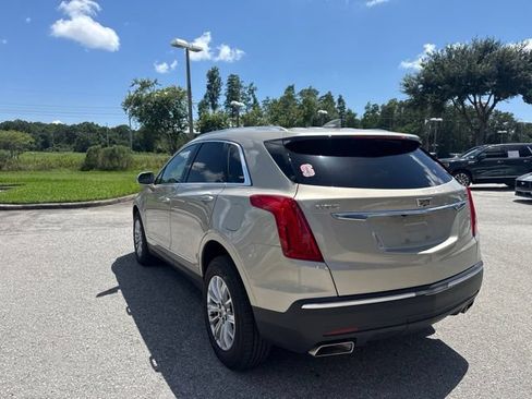 Used 2017 Cadillac XT5 FWD image 4