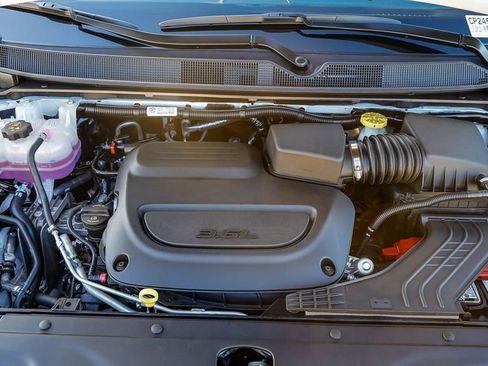 New 2026 Chrysler Pacifica Select w/ S Appearance Package image 28