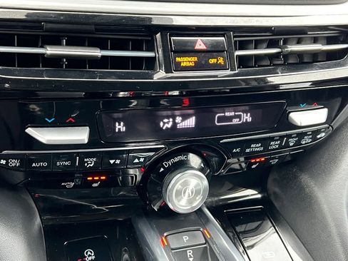 Used 2025 Acura MDX w/ Technology Package image 22