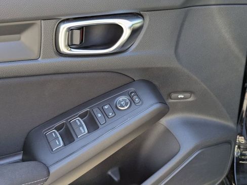 Used 2025 Honda Civic Sport image 16