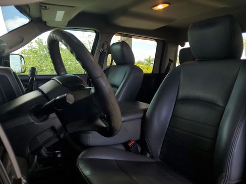Used 2016 RAM 2500 Tradesman w/ Chrome Appearance Group AWD/4WD image 18