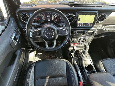 Used 2022 Jeep Wrangler Unlimited Rubicon w/ Xtreme Recon 35" Tire Package image 17