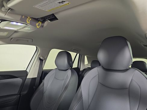 New 2026 Volkswagen Tiguan SE AWD/4WD image 3