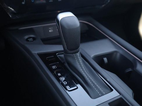 New 2026 Nissan Sentra SV w/ SV Convenience Package FWD image 19