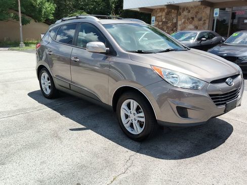Used 2012 Hyundai Tucson GLS image 7