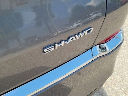 Used 2025 Acura MDX SH-AWD image 8