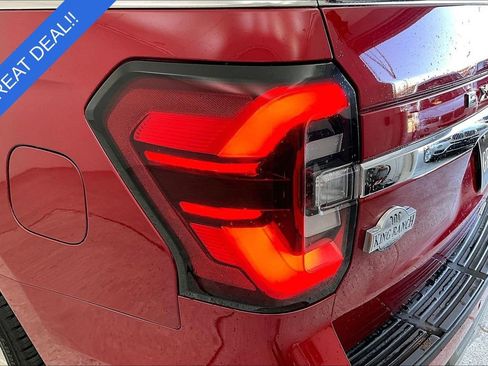 Used 2022 Ford Expedition King Ranch AWD/4WD image 40