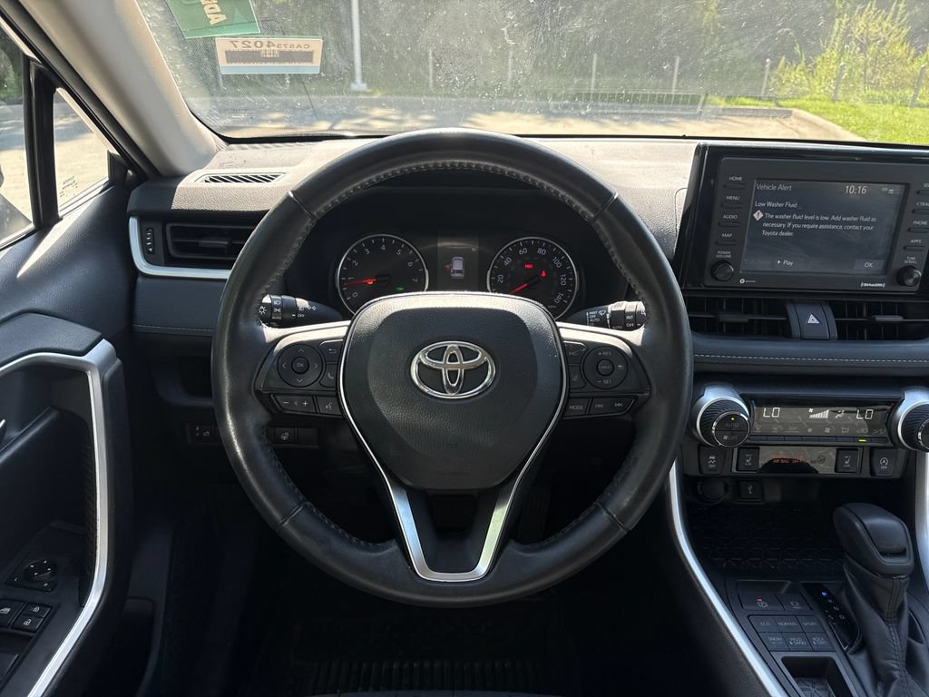 Used 2021 Toyota RAV4 XLE w/ XLE Grade Weather Package AWD/4WD image 19