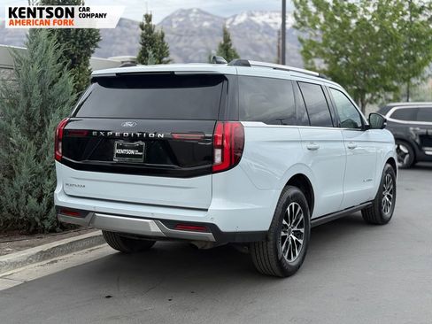 Used 2025 Ford Expedition Platinum AWD/4WD image 10