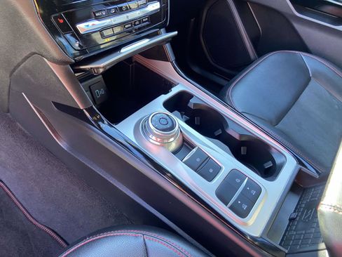 Used 2022 Ford Explorer ST-Line w/ Class IV Trailer Tow Package image 12