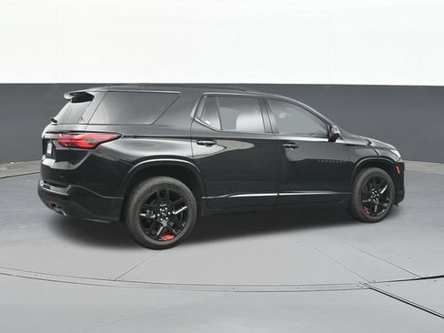 Used 2023 Chevrolet Traverse Premier w/ Redline Edition AWD/4WD image 15