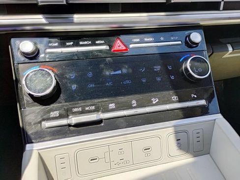 Used 2024 Hyundai Santa Fe Calligraphy AWD/4WD image 27