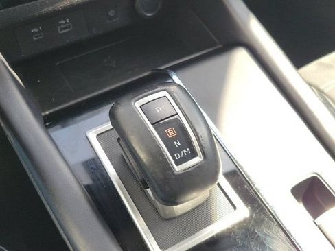 Used 2024 Mitsubishi Outlander SE AWD/4WD image 27