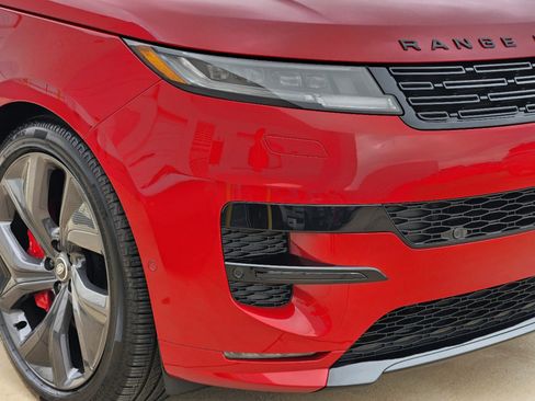 New 2025 Land Rover Range Rover Sport Autobiography image 8