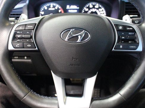 Used 2019 Hyundai Sonata Limited image 19