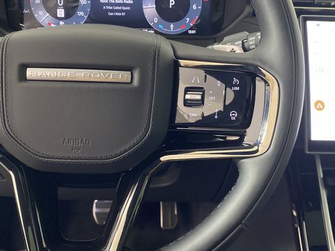 Used 2026 Land Rover Range Rover Velar Dynamic SE image 20