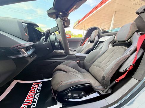 Used 2020 Chevrolet Corvette Stingray Premium Conv w/ 3LT Preferred Equipment Group RWD image 29