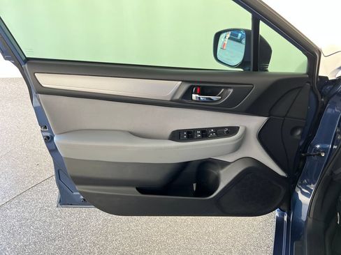 Used 2019 Subaru Legacy 2.5i Premium w/ Popular Package #2A AWD/4WD image 12
