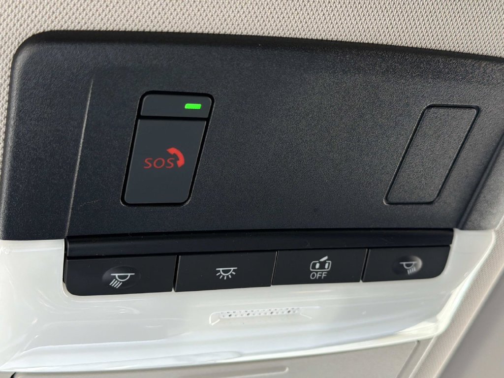 Certified 2024 Nissan Rogue SV AWD/4WD image 32