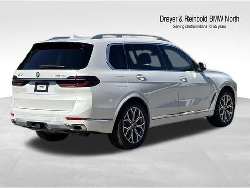 Used 2026 BMW X7 xDrive40i AWD/4WD image 7