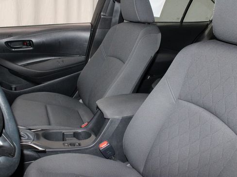 Used 2024 Toyota Corolla LE FWD image 25