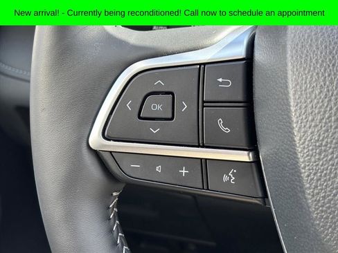 Used 2025 Toyota Highlander Limited image 17