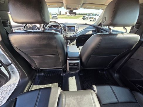 Used 2020 Chevrolet Impala LT FWD image 26
