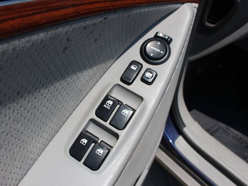Used 2008 Hyundai Veracruz GLS FWD image 12