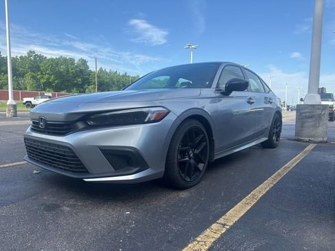 Used 2022 Honda Civic Sport image 1