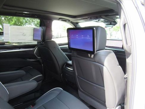 New 2026 Cadillac Escalade ESV Sport w/ Touring Package AWD/4WD image 11