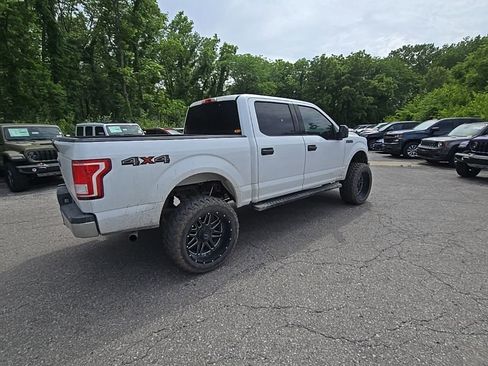 Used 2017 Ford F150 XLT AWD/4WD image 8