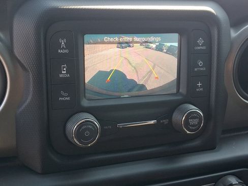 Used 2021 Jeep Wrangler Unlimited Sport AWD/4WD image 17